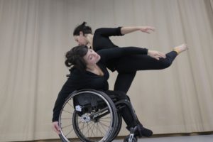 Lire la suite à propos de l’article Deux artistes pour accompagner les élèves de l’option Art danse : Julie Meyer-Heine et Cécile Theil Mourad