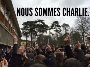 Lire la suite à propos de l’article Hommage des élèves aux victimes de l’attentat du 7 janvier 2015