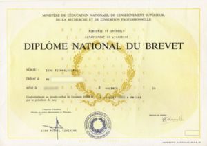 Lire la suite à propos de l’article Remise des diplômes du Brevet