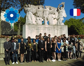 Commémoration du 8 mai 1945 avec les représentants des élèves du lycée Bascan