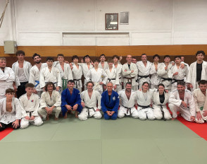 Lire la suite à propos de l’article AS Judo du lycée Bascan : un entraînement commun placé sous le signe du partage